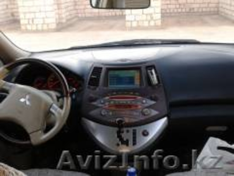 Продаётся Mitsubishi Grandis - Изображение #2, Объявление #1084267